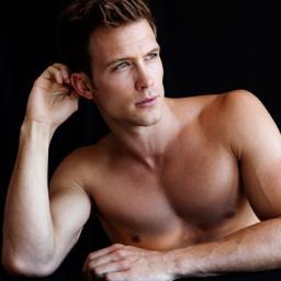 QuillFabray's profile picture. Captain of the Cheerios. Gayest part of the Unholy Trinity. Cross me & I will end you, or have Santos do it. It's all about the teasing not about the pleasing.