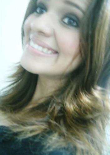 Ela era uma rosa, as outras manjericão.