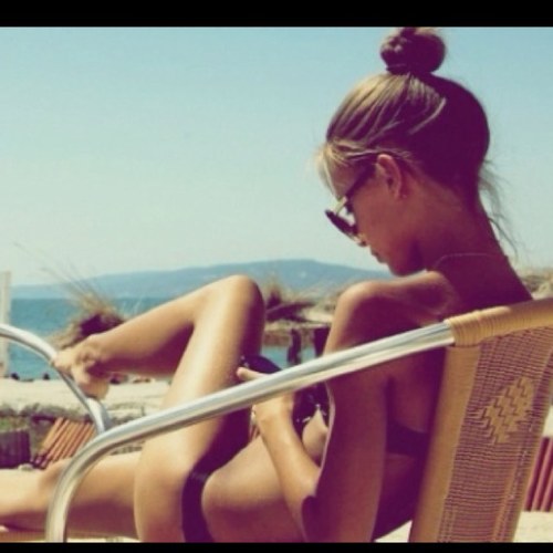 nrthshorebarbie's profile picture. You'll never find me without a drink in my hand, and a boy in my back pocket ;-* #BOSTON