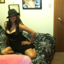 MvampirellaF's profile picture. 