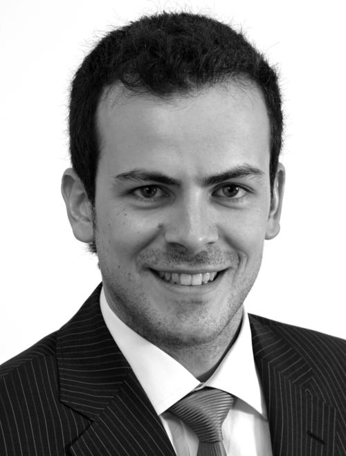 Nuno Reis. Gestor de Empresas. MBA pelo INSEAD e Médico Dentista pela U. Porto.