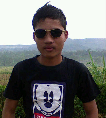 Harus bisa mngubah hidup mnjadi Ɣªήğ lbih baik, dngn meraih cita Ɣªήğ stinggi lanit