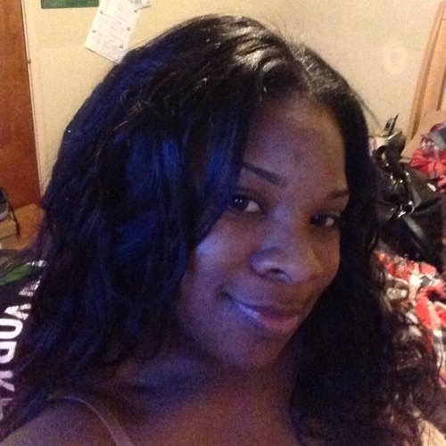 Independent mother of 4! 2 biological and 2 bonus whom I love to death! Loved by many Hated by plenty!