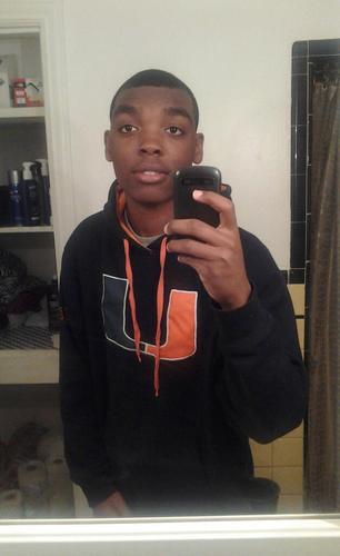 Just a regular Detroit raised nigga. Gotta ear for music. Short temper, wit alot of issues but fuck it..