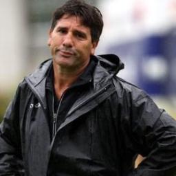 Ídolo mundial, mito da pegação, ex-dono do mundo, eterno imortal e lendário fake.