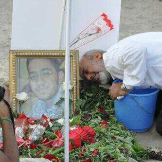 Rovera6's profile picture. لن نركع الا لله
حرق الله قلبك يانجس حصة في أعز ما تملك وتحب