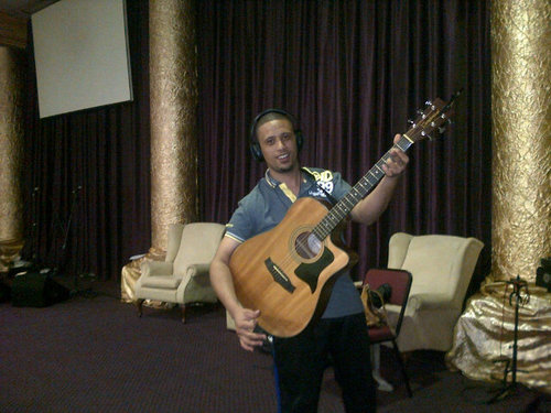 dbassboy's profile picture. Just a kid with a big love for life, music and all that other stuffSINGER/MUSICIAN/SONGWRITER/COMPOSER