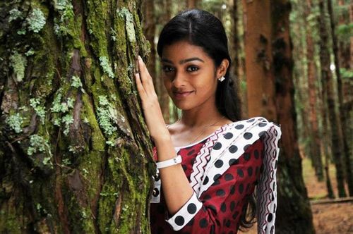 Its Gayathrie World :D Love and Support zone for @SGayathrie #EmergingActress. A lovable stuff for a lovable person :) HIT Follow & Support Us ❤
