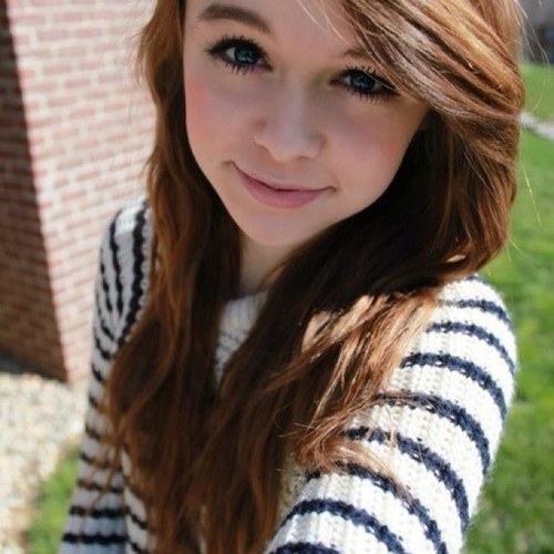 ❤❤Please get to know me before you hate me. ❤❤[FC: Acacia Clark] [THG RP]