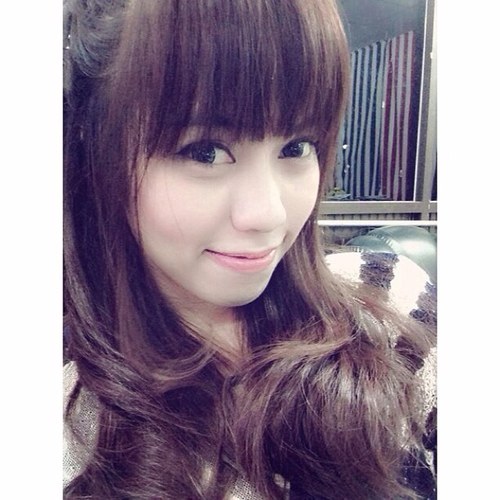 nutnutticha's profile picture. I'm Study in Bachelor of Communication Arts (Journalism) at University of the Thai Chamber of Commerce.My favourite football team is Liverpool FC.