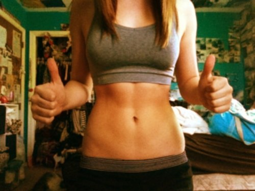 Hey guys Im Jessa!CW:180 GW:111 hight:5'1 this is a secret account.... so SHHH! I FOLLOW BACK!!