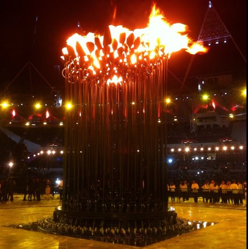 V3ct0rv1ct0r's profile picture. They call me Vickypedia due to my knowledge of all things trivial & pointless. Fan of Man Utd, Surrey & England cricket team. All views my own etc...