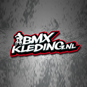 http://t.co/9gxHElvBxo heeft het allemaal! Kleding, bescherming, helmen en brillen! 

Volg ons ook op:
http://t.co/TVk2m5f854
http://t.co/WbKjN37pSn