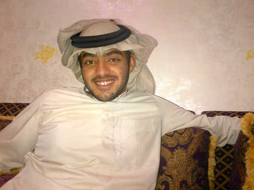 يوم صرت اتحب لبعادي بس انا يا زين لي الله