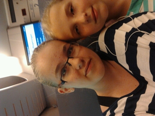 Turn your face to the sun, then the shadow will fall behind you. l sga 3g l Beyoncé l #teamlachineenlachspiegel met Anne♥