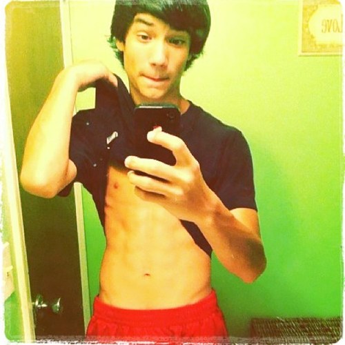Kik me: _sexyboy13