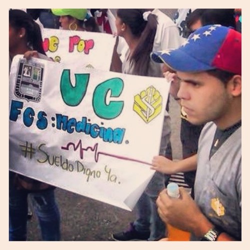 Estudiante de 5to año de Medicina UC-HUAL, luchador Social y Democrata, Vice-Presidente Ejecutivo del movimiento estudiantil @Gentefcsuc
