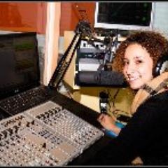 NaemaPauseDouce's profile picture. Journaliste et animatrice de La Pause Douceur à Delta Fm