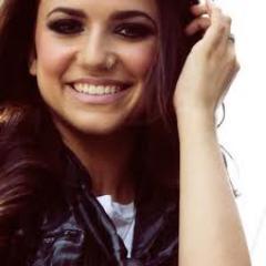 Eu poderia escrever mil canções só pra te ver Manoela... Fc da Mi e da Ju ... Since:20/04/13 ás 10:30