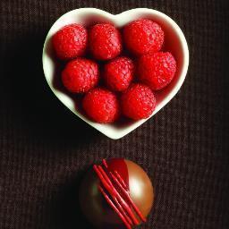 cazcal61's profile picture. Queen bee, at just being happy and enjoying life. ♥ loves, all the good things in life...;ø) ♥