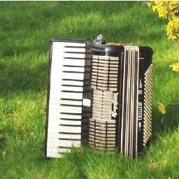Open air concert updates and news of support for Moldova.