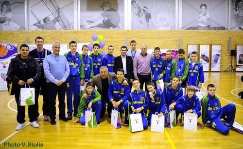 HM4o8k3's profile picture. i'm a simple woman:)