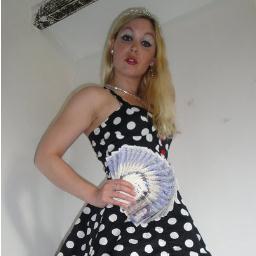 PrincessSummer6's profile picture. ♥SPOIL♥WORSHIP♥OBEY♥ Beautiful,demanding,imaginative, sexy, seductive, intoxicating & very addictive ♥SPOILT PRINCESS♥ -born to command,control & dominate