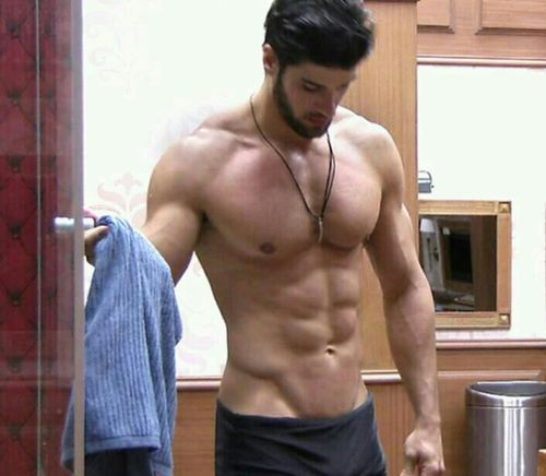 GyMuscle's profile picture. What I see in the mirror won't stay that way. I'll work my Ass off till I get to my goal. #IAmOnePercent #Motivation