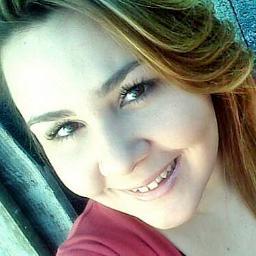 Menina muleka que ama coisa simples .