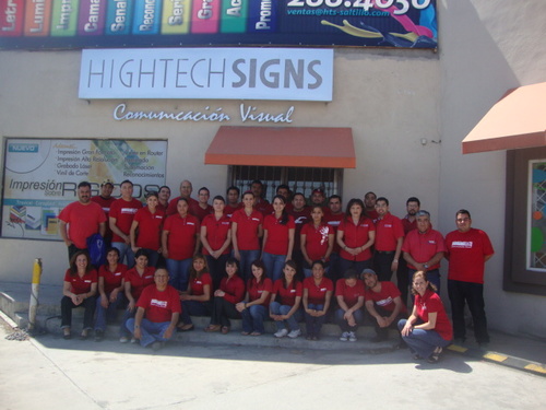 empresa dedicada al diseño, fabricación e instalación de anuncios y rótulos.