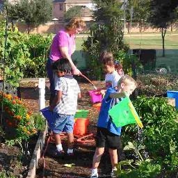 nataliefolwer's profile picture. I'm trying to create a place for fellow gardeners to share tips & tricks. FOLLOW ME NOW!