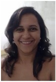 Sou extrovertida, 28 anos amo minha família!!! VIVA A VIDA!!!