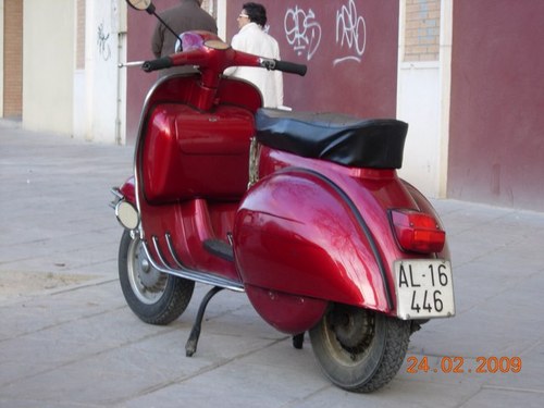 Nacido en Almadén , Ciudad Real., vine destinado a Murcia hace ya 40 años -pues mi vida tanto laboral cono deportiva se han desarrollado en mi querida Murcia.-