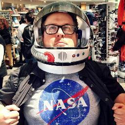 Producer, sound designer/composer, video game addict, and avid Chicago sports fan.