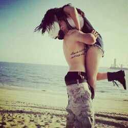 FFDLS99's profile picture. En la vida se gana y se pierde. Te caes y t vuelves a leventar. pero aveces nos enseñan a perdonar pero no a olvidar ... heeey!* sigueme y te sigo...