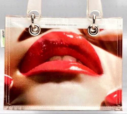 coutureplanet's profile picture. Couture Planet™ is proud to offer stylish handbags created from recycled newspapers. 

Instagram @coutureplanet