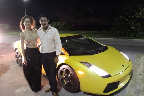 fmarquezg's profile picture. Working all the time