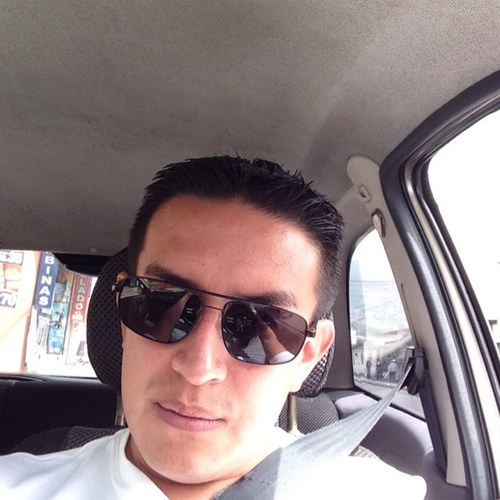 EddyVivanco's profile picture. 