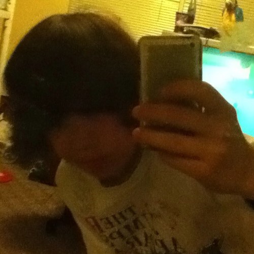 I follow everyone who follows me!! :3
