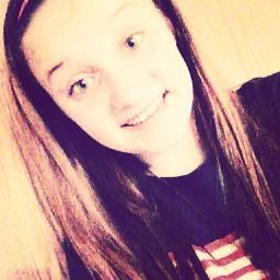 Freshman at Lewiscass :)
Chloe neal is my main bitch.
Kara acord you CANNOT leave   Caleeeeeebbbb 3  
#loveyou
Team follow back :)