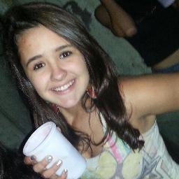 ''Saudade é uma coisa que quando não cabe no coração, escore pelos olhos''     #UniaoDoTwitterSegueEuSigoDeVolta