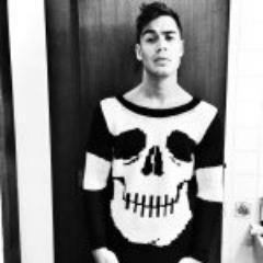Existem mais de 9 bilhões de pessoas no mundo,e eu escolhi vocês @MicaelBorges_   @sophiaabrahao para eu amar!

te amooooo