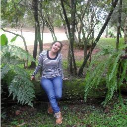 El éxito de la vida no esta en vencer siempre, sino en no darse por vencido nunca.;)
Ingeniera Ambiental _ UNA