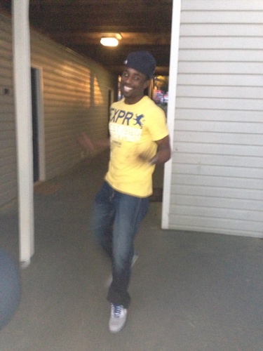 bdotcarter8's profile picture. 