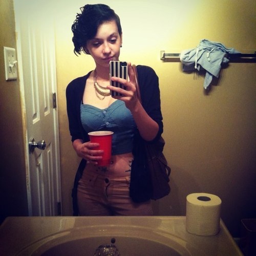 CudiandKicks's profile picture. M.O.A major and @___finessin is mine. All you need to know, goodbye.