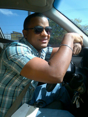 Lic. Teofilo Ramirez,persona felizz, amante de la vida y los libross! Dios mi Todo! Libros,, Yankees, Licey, Lakers mi pasionn!!