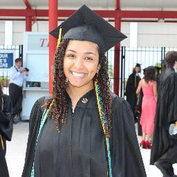 lover of Christ, student,girlfriend, future news reporter, living with a sense of expectancy.