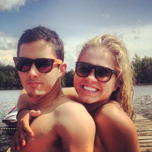 RoosterCox32's profile picture. Dont cry for me when im gone. Just put a quarter in the jukebox and sing me back home