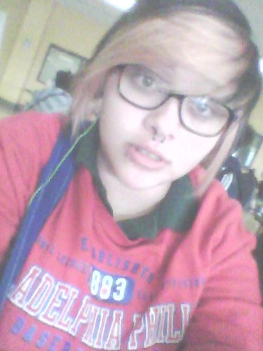 nikkilikestoeat's profile picture. cat whore~18~rainy days~darkness~666