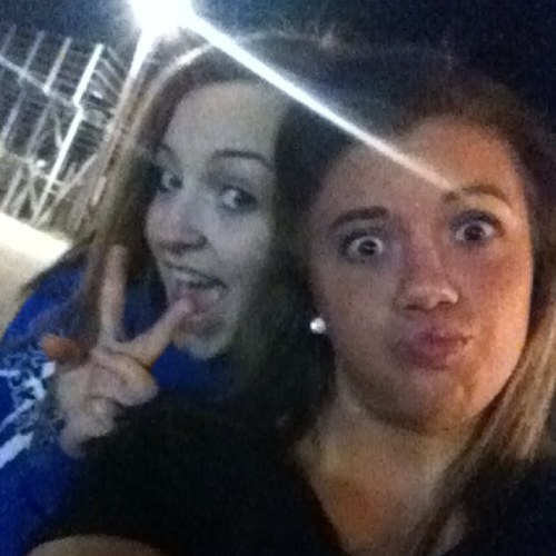 Lizzybeth32's profile picture. 